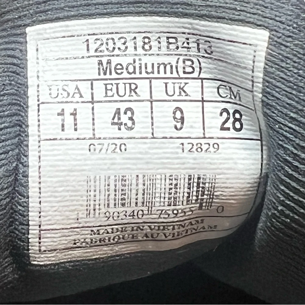 Brooks 413 light